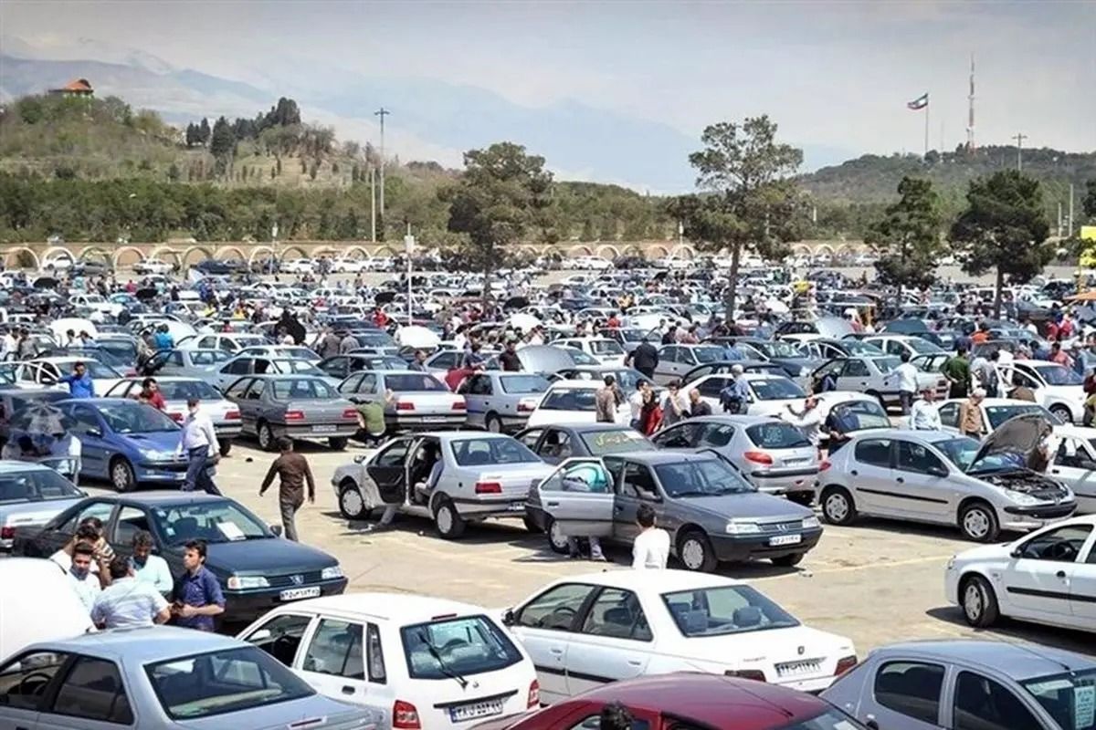 نوسان شدید قیمت خودرو در ۱۷ اردیبهشت ۱۴۰۴؛ بازار در شوک تغییرات روزانه