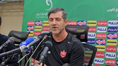 جان‌نیا: پوشیدن پیراهن کریم باقری افتخار بزرگی است