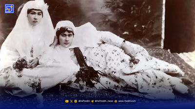 قاب تاریخ|‌ ‌‌کافه‌گردی‌ دختران و پسران‌ تهرانی؛ شستن ظرف در تخت جمشید