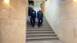 حواشی حضور قالیباف در ستاد انتخابات؛ محدودیت‌ها کنار رفت