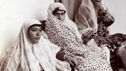 سفر به عصر قاجار؛ از «بساط آبگوشت ناصرالدین شاه» تا «گربۀ مادر احمدشاه»
