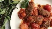 طرز تهیه کباب تابه‌ای با سس گوجه به سبک رستوران