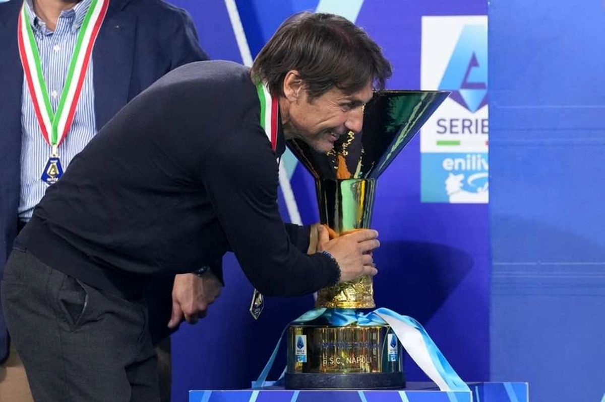 کونته می‌رود چون ناپولی برایش کافی نیست