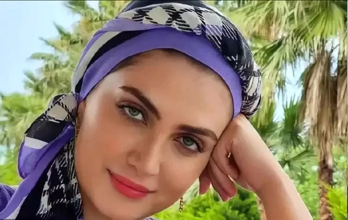 آلبوم تولد الناز ملک با عکس خودش رو کیک