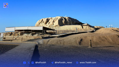 کمر تاریخ در مسجد «کمرزرین» شکست