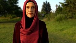 بیوگرافی نازنین فراهانی بازیگر سریال مستوران و نسبت فامیلی با گلشیفته فراهانی! + عکس 