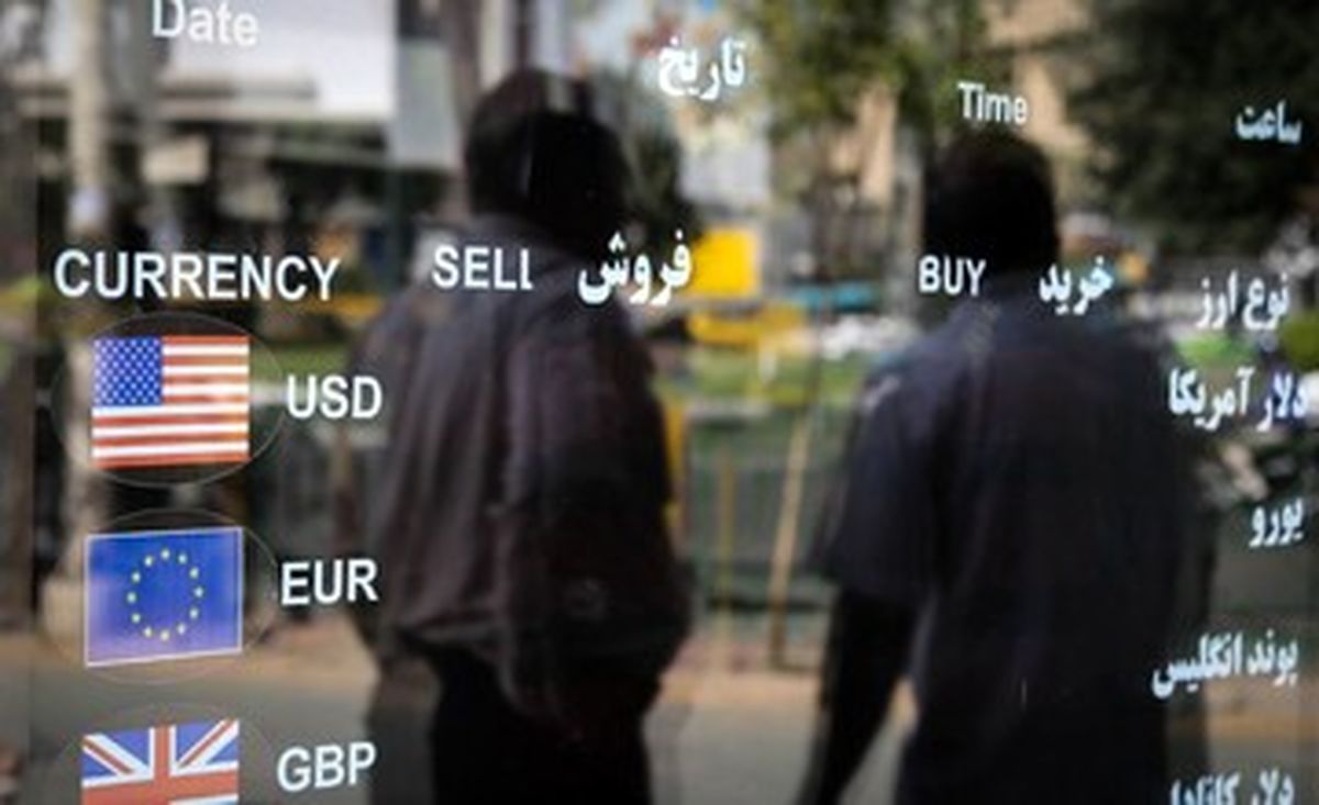 پیشبینی یک اقتصاددان درباره قیمت دلار تا پایان سال در پی مذاکرات ایران و آمریکا