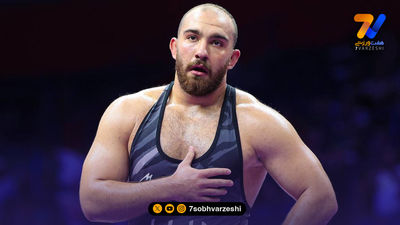 تاج طلایی سنگین‌وزن جهان برای سومین‌بار روی سر «زارع»