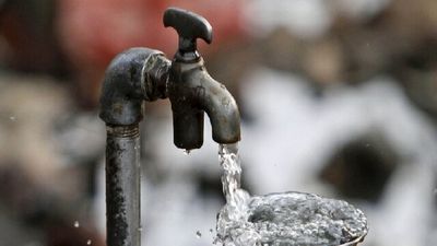 آب آیینه‌دار تمدن ایرانی 