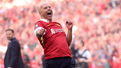 محمد صلاح با ۲۵۰ گل در کنار افسانه‌های لیورپول