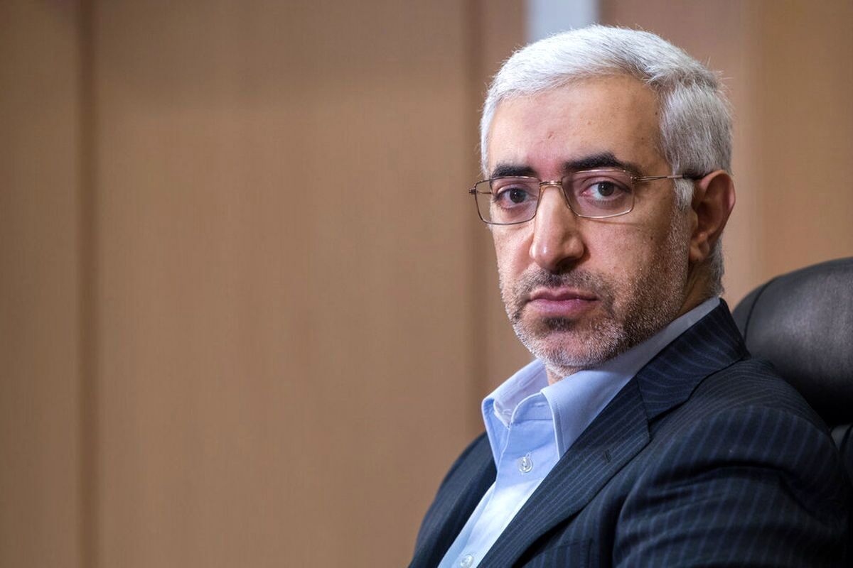 در بورس وضعیت عشقی است! انتقاد یک چهره رسانهای از وامهای قانونی (!) در بورس