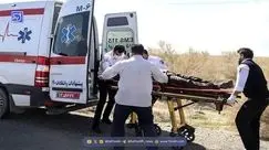 تصادف مینی‌بوس و سواری در جاده مشهد - سرخس؛ ۲ کشته و ۱۶ مصدوم برجای گذاشت