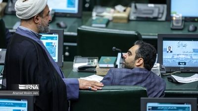 رحیم چمران؛ استخدام فرزند شهید در آتش‌نشانی کالیفرنیا