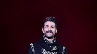 تمام اموال خواننده مشهور توقیف شد