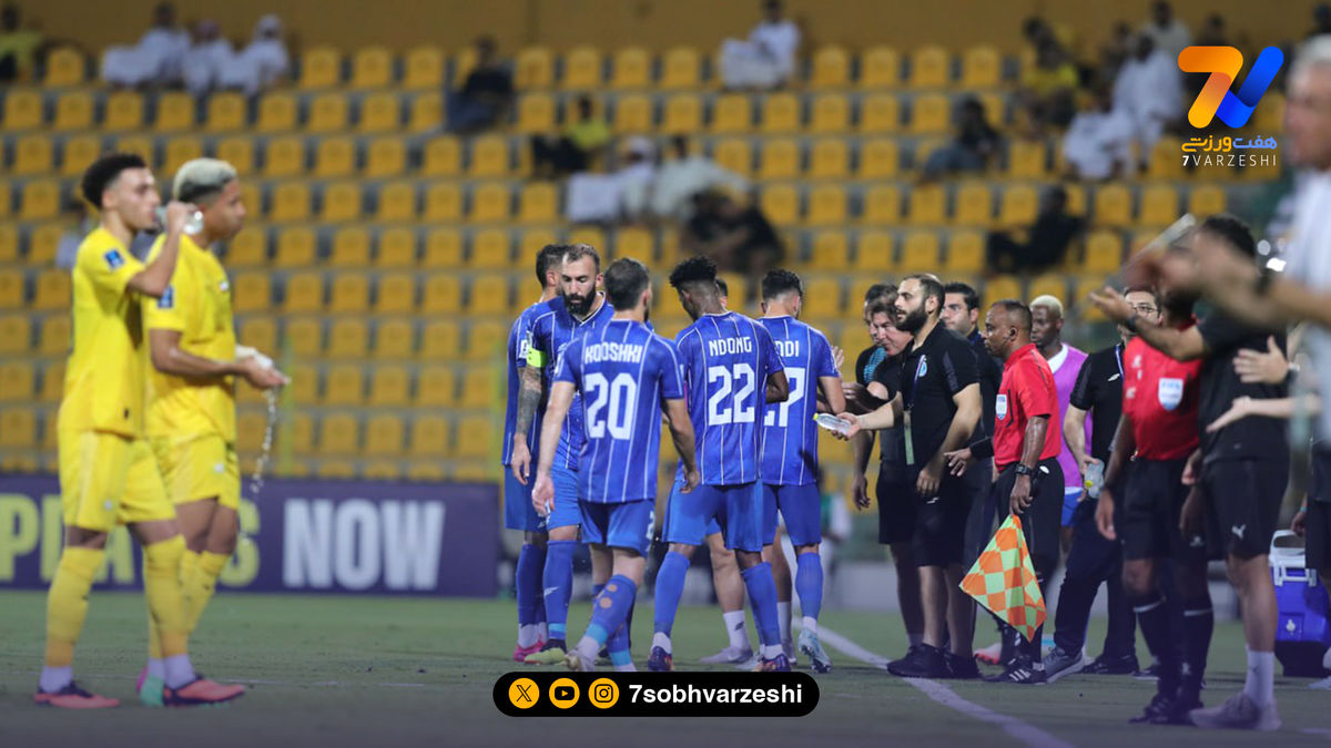 دو بازیکن استقلال به ایران برنگشتند!