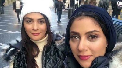 تیپ نعیمه نظام‌دوست در ساحل کیش+ عکس