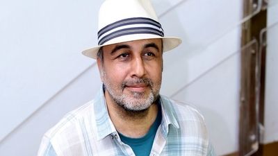 بیوگرافی فرشاد عشق ابدی + عکس های شخصی
