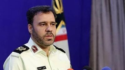 جلسه تاج و‌ وزیر ورزش برای شروع لیگ برتر فوتبال