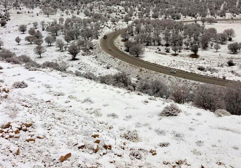 بارش برف در محورهای سپیدان به یاسوج و اقلید