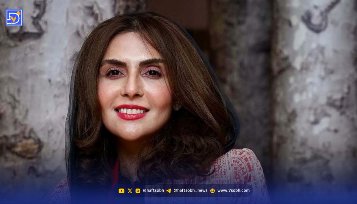 نگاه روز|  استایل شیک شری پایتخت با کت سفید و عینک آویزان چشم هارا خیره کرد
