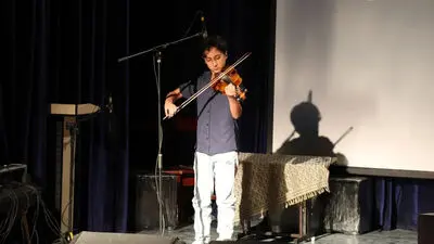 محمد اصفهانی در دومین شب از «روایت رحمت» روی صحنه می‌رود