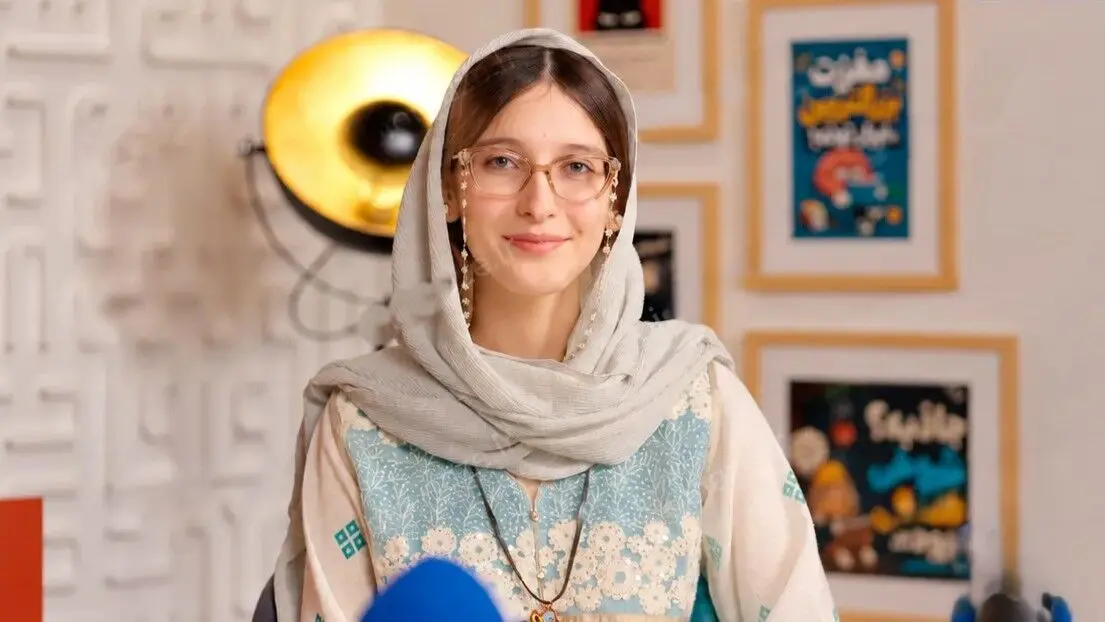 بیوگرافی پریزاد نیرومند رتبه اول کنکور علوم انسانی