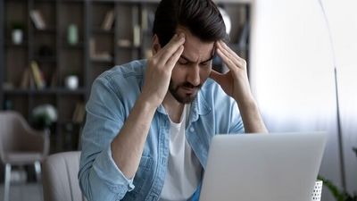 عوارض کم کاری تیروئید چیست
