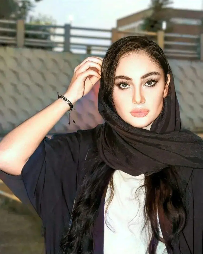 استایل| مهراوه شریفی نیا، ترلان، گلاره و الناز شاکردوست