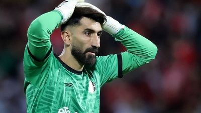 ییرانوند از بازی های قهرمانی محروم شد
