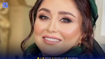 فیلم | آواز خواندن احساسی ژاله صامتی و دخترش روی صحنه