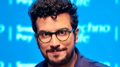 راز جوان ماندن و خلاف ترین کار اشوان در 35 سالگی