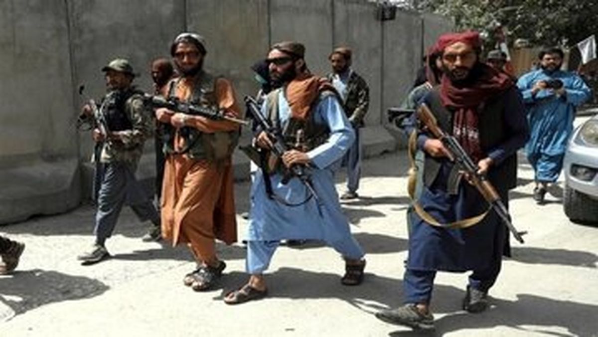 طالبان، شیعیان افغانستان را به تغییر مذهب مجبور میکند
