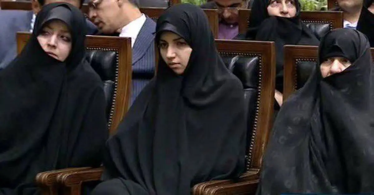 ازدواج ساده دختر رئیس جمهور در بی خبری