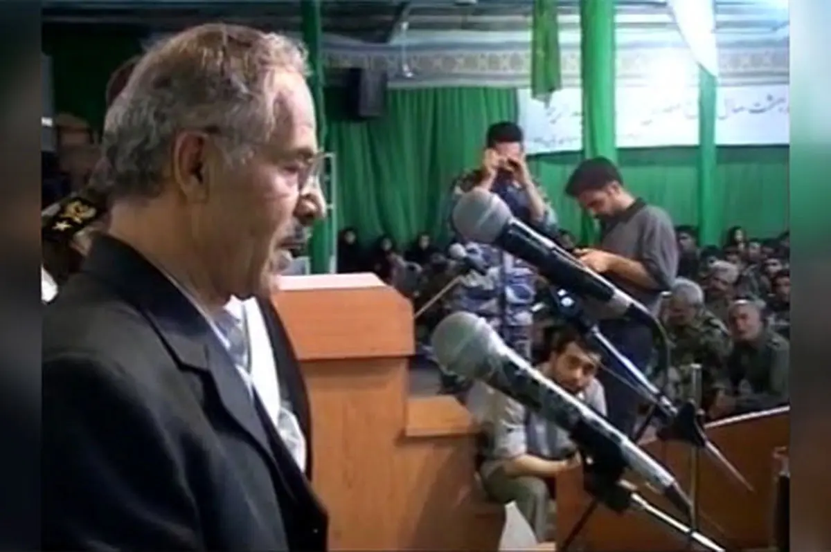 ویدئو | لحظه فوت ناگهانی سرتیپ فناخسرو در حین سخنرانی!