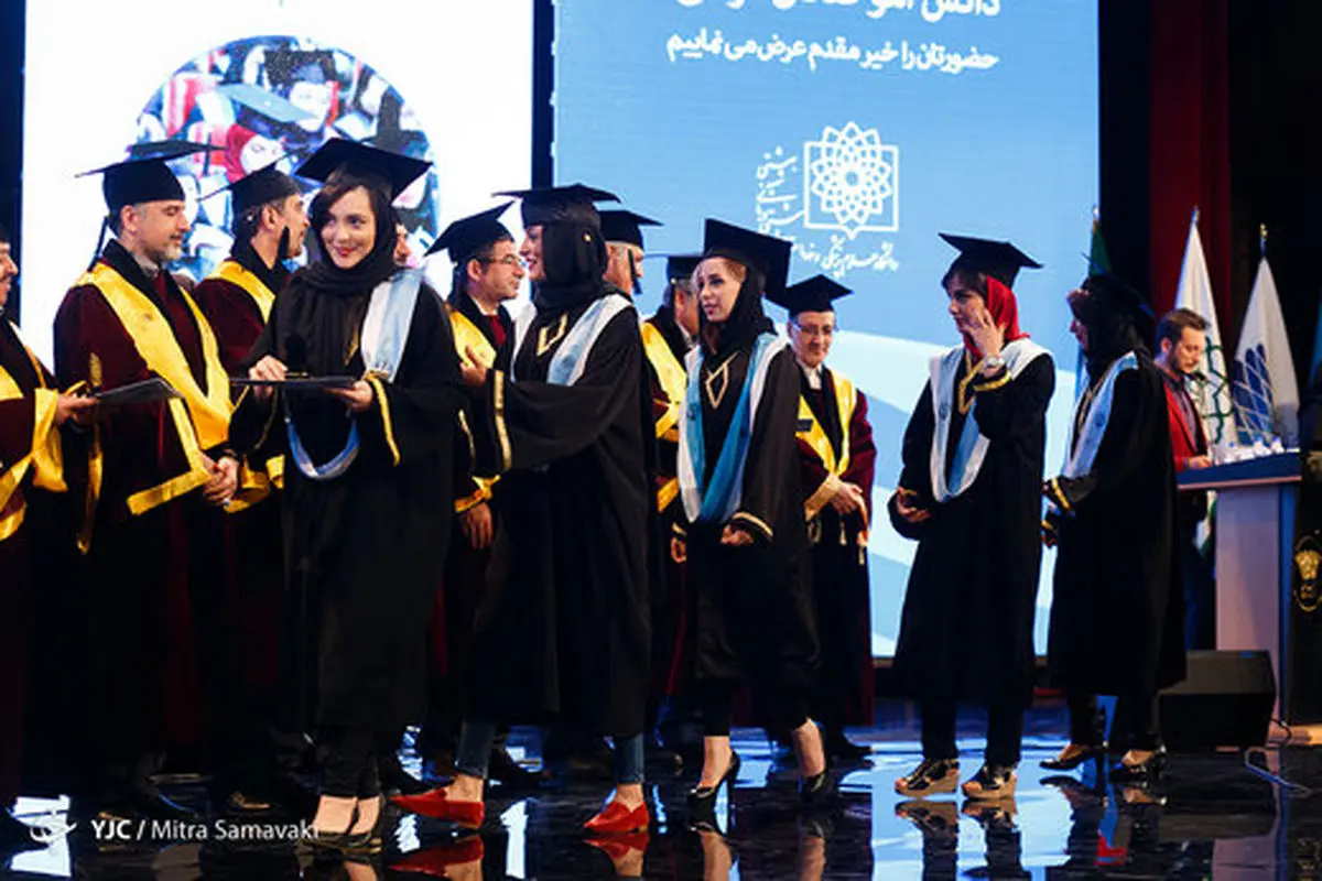 زنانِ با مدرک فوق و دکترا بیشتر بیکارند