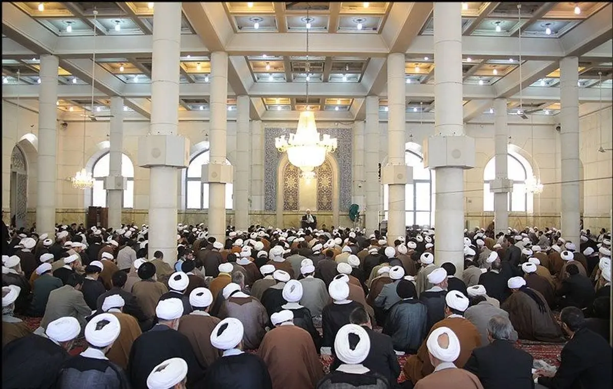 انتقاد روزنامه جمهوری اسلامی از تخصیص بودجه به حوزه های علمیه
