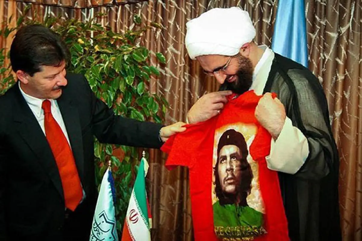عکس دیده نشده از امام جمعه جدید تهران با تی شرت چگوارا