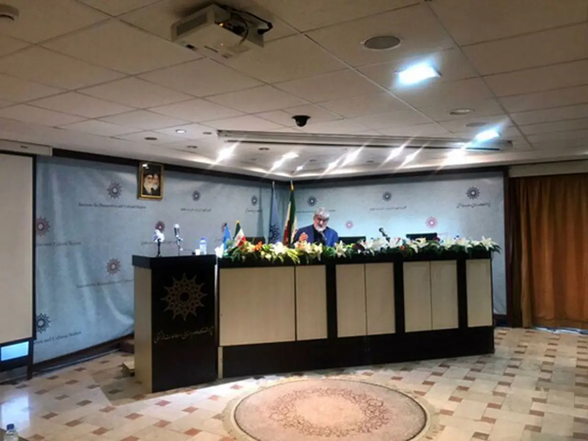 مطهری: بی حجابی، طرفداران کمی دارد