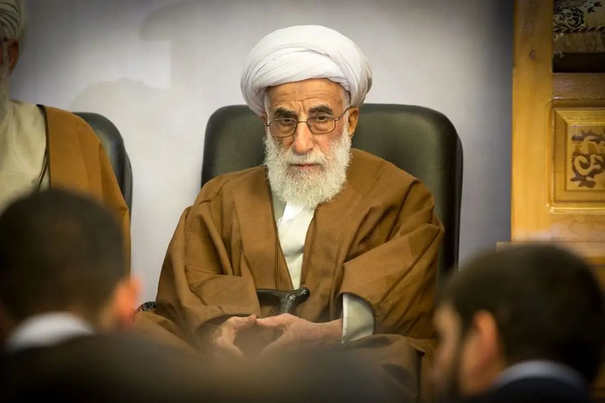 آیت الله جنتی: مردم در فشار معیشت هستند