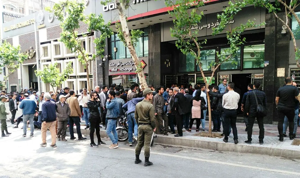 حکم قطعی پنج صراف عامل افزایش قیمت ارز صادر شد