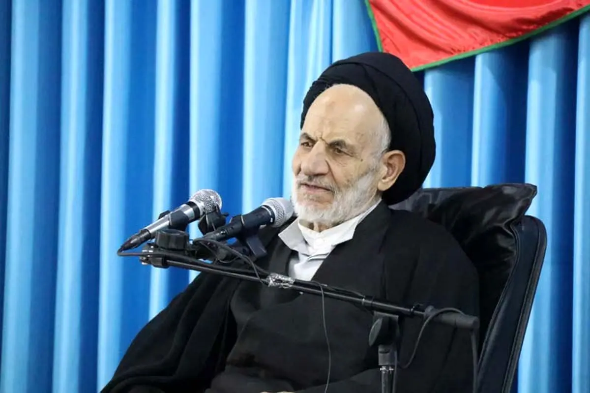 امام جمعه بیرجند: مشکلات به خاطر کمبود ایمان است نه کمبود اقتصاد