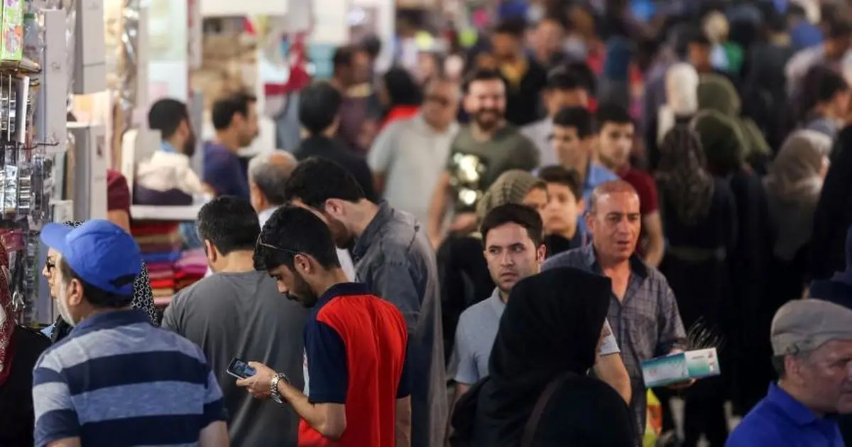 کیهان: فقر در ایران در سه دهه اخیر ۸۵درصد کم شده