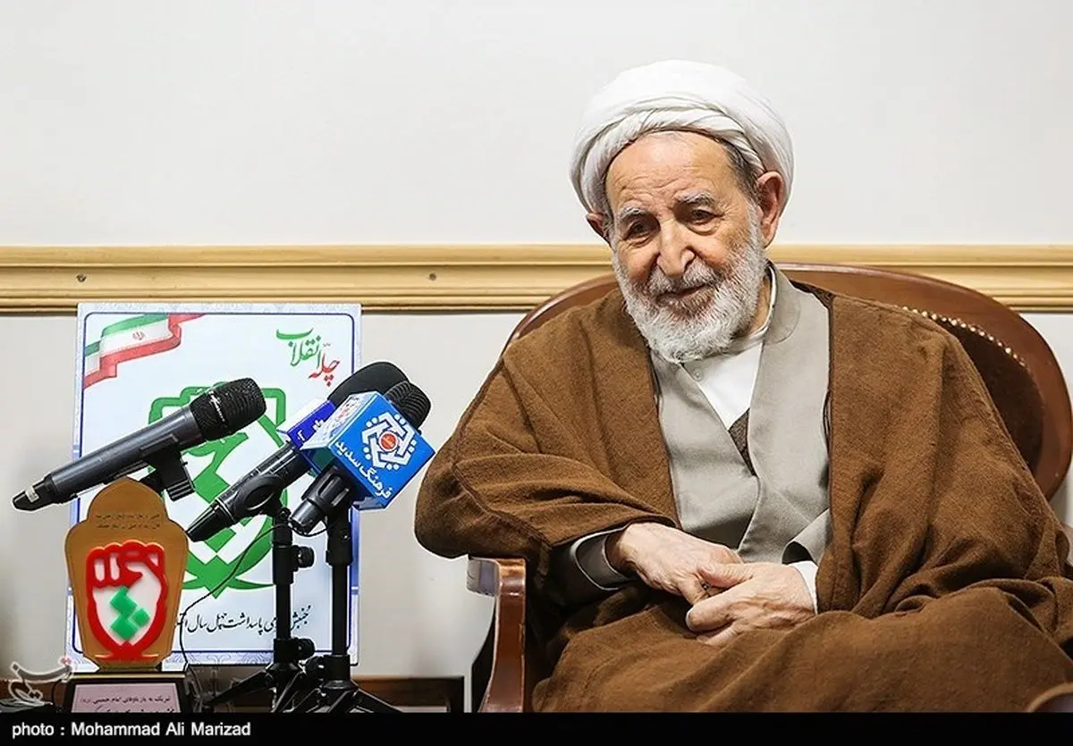 آیت‌الله یزدی: استکبار از براندازی نظام صرف نظر کرده است