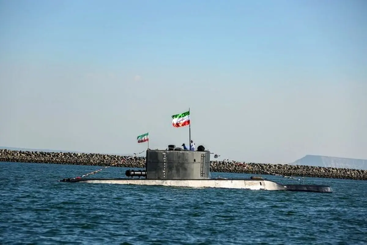 با حضور رییس جمهور ؛ زیردریایی کاملا بومی «فاتح » به ناوگان نیروی دریایی ارتش ملحق شد