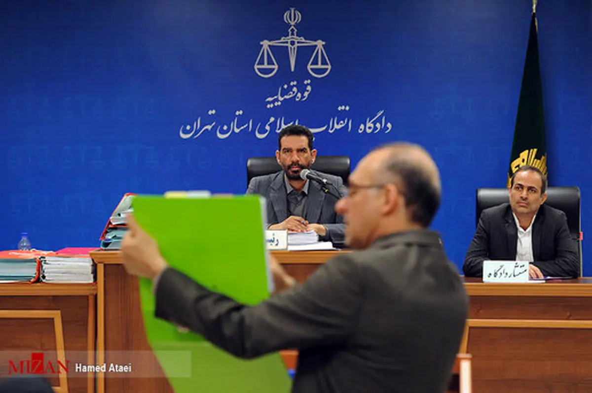 انتقاد از عدم محاکمه مدیران متخلف دولت احمدی نژاد