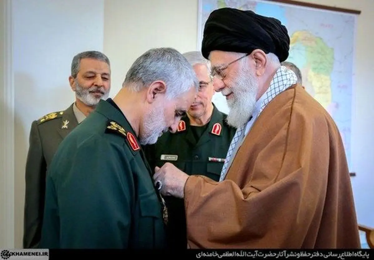 رهبر انقلاب: جمهوری اسلامی هنوز سال‌ها با سردار سلیمانی کار دارد