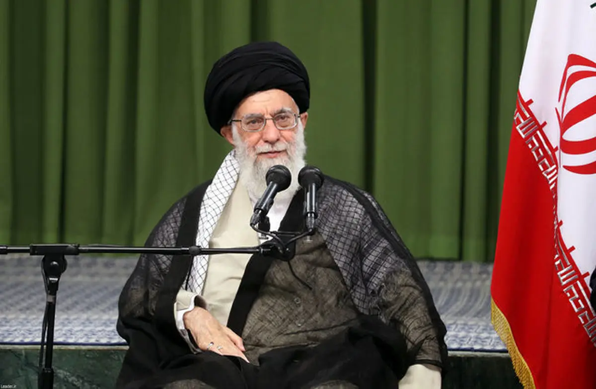 رهبر انقلاب : توطئه آمریکا در قضیه نفت بی‌پاسخ نخواهد ماند