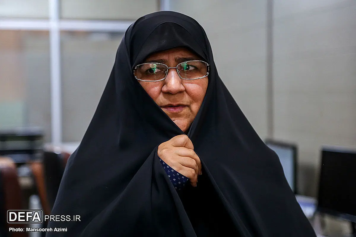 بسیج زنان: اگر در استادیوم ناموس مردم به تاراج برود چه کسی پاسخگو خواهد بود؟