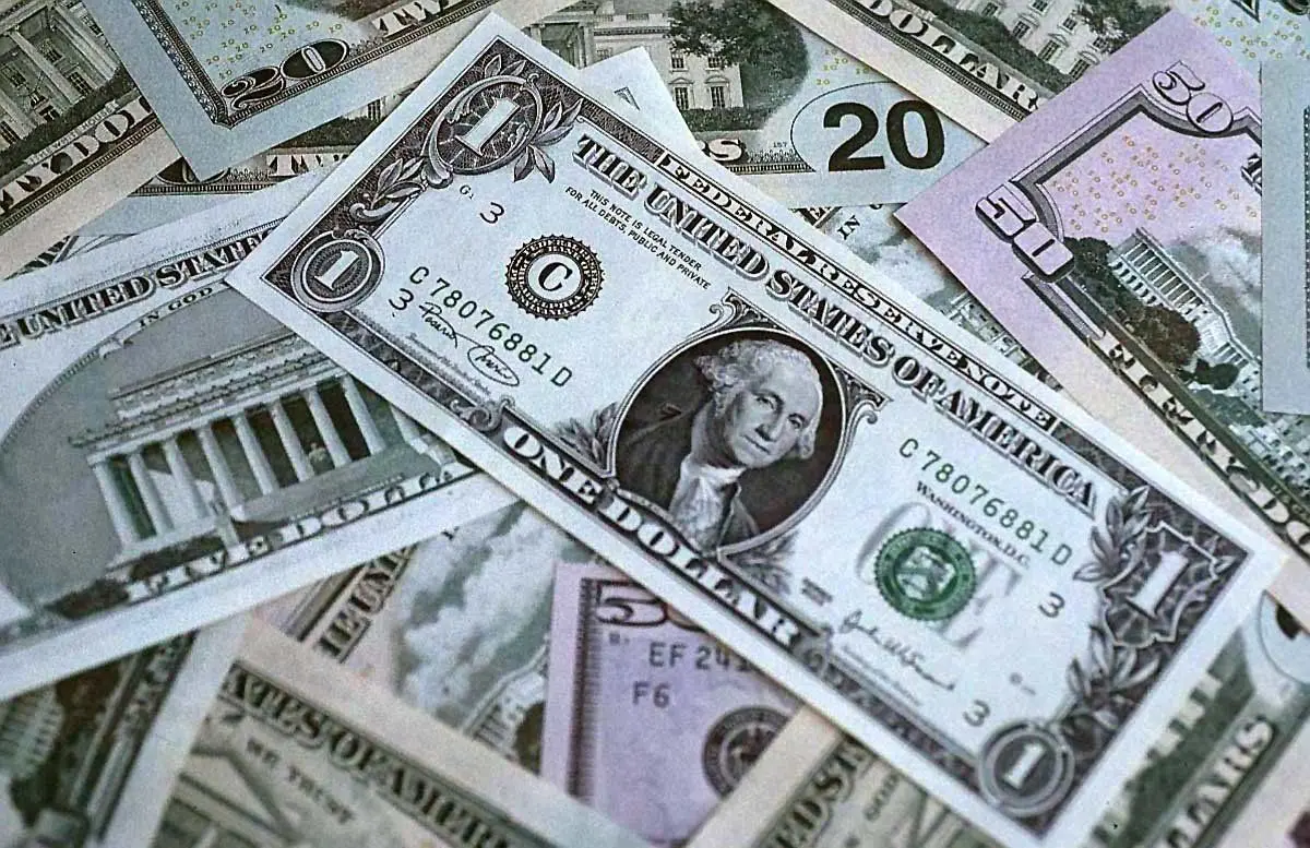 ۳۰ میلیارد دلار درآمد ارزی بازنگشته است