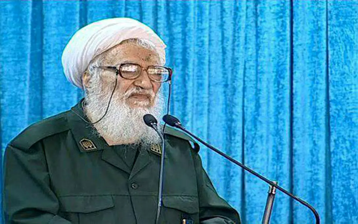 ائمه‌جمعه، لباس سپاه بر تن کردند